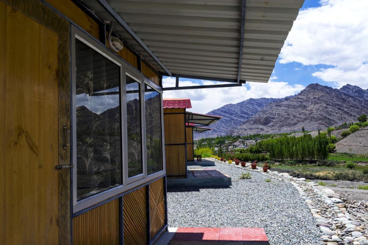 Neryok'S Indus View Hotel Chimre Exterior photo