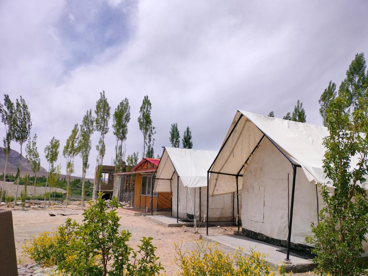Neryok'S Indus View Hotel Chimre Room photo