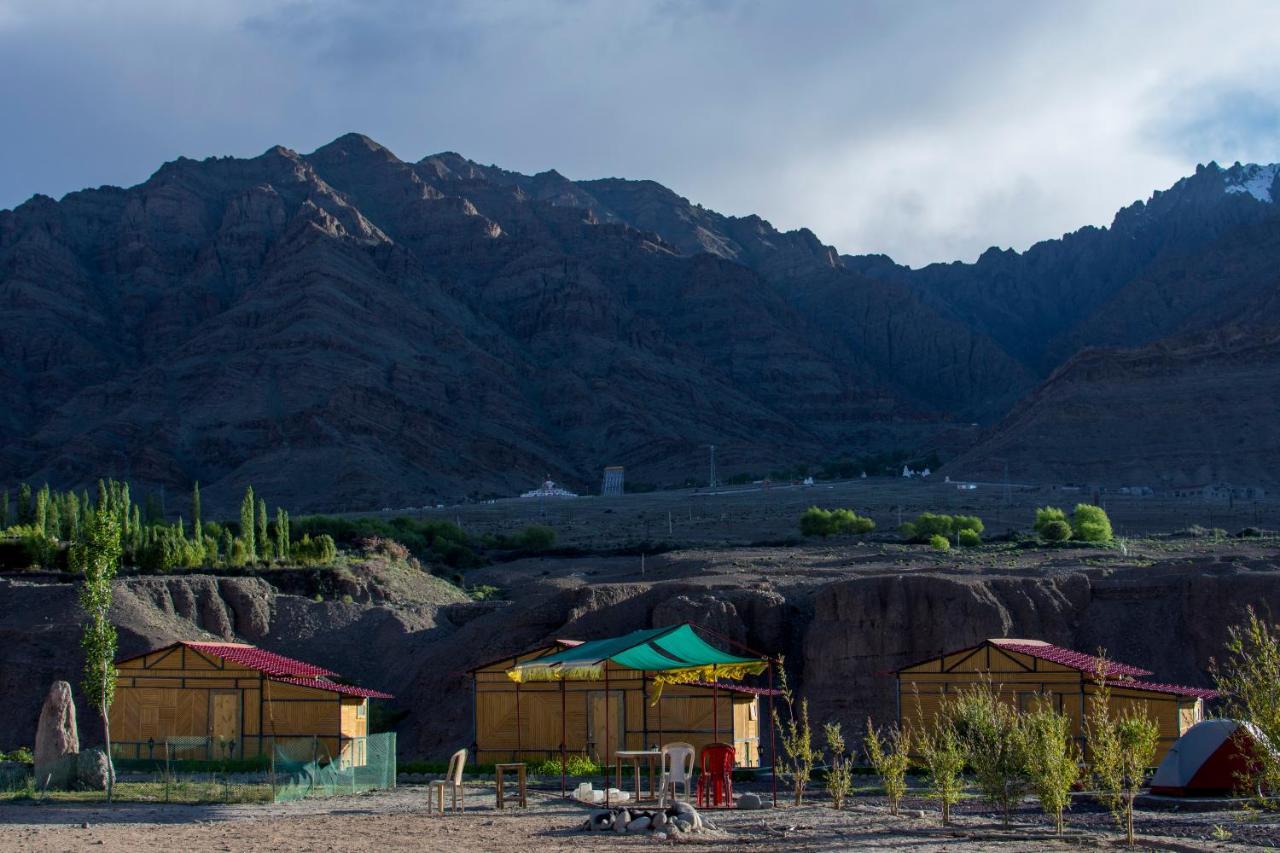 Neryok'S Indus View Hotel Chimre Exterior photo
